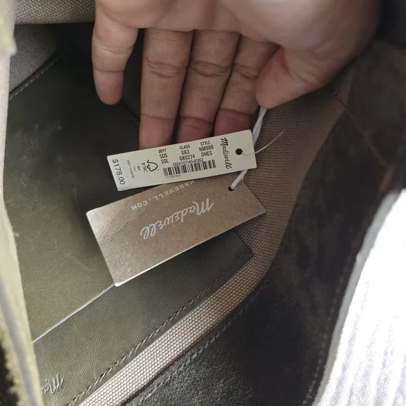 Madewell The Essential Bucket Tote Bag - Picture 4 of 4